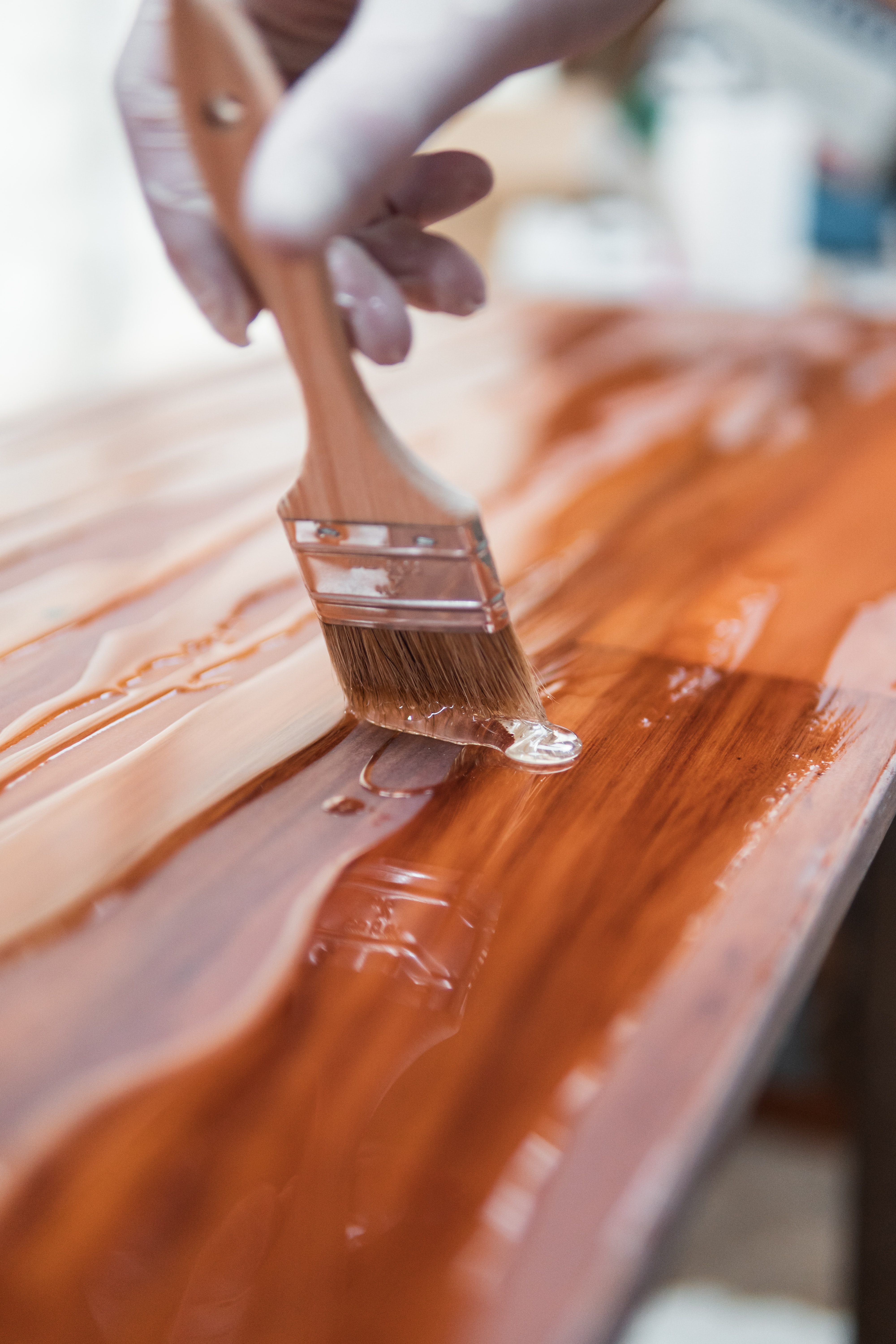 Robuste Holzlasuren: Effektiver Schutz für schwedische Holzfarben